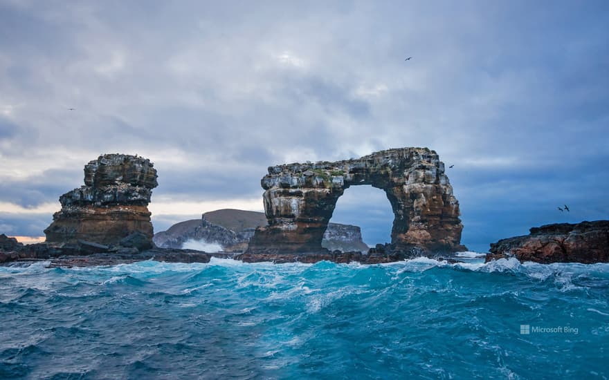 Darwin's Arch, Galápagos, Ecuador