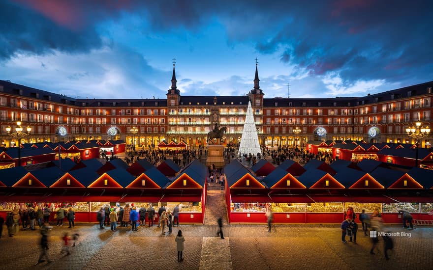 Christmas market in Plaza Mayor, Madrid, Spain