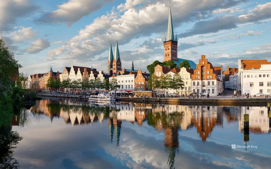 Old town and the Trave, Luebeck, Schleswig-Holstein