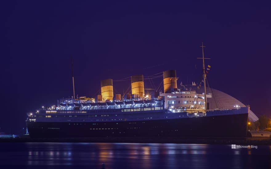 Night view of the RMS Queen Mary, Long Beach, California, United States