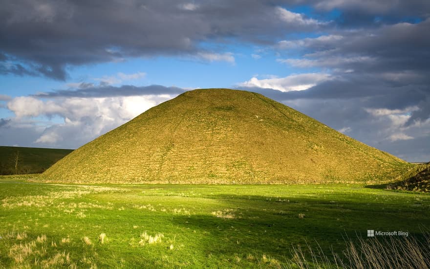 Neolithic site of Silbury Hill, Tilshead, Wiltshire, England